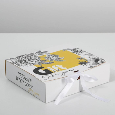 Коробка складная ЧБ 20*18*5 см 1 шт