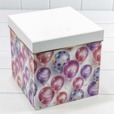 Коробка квадрат Праздник №3 20,5*20,5*21 см 1 шт